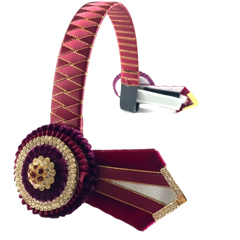 Chic L'Equino Essentials show browband with diamond motif and luxurious gemstone details